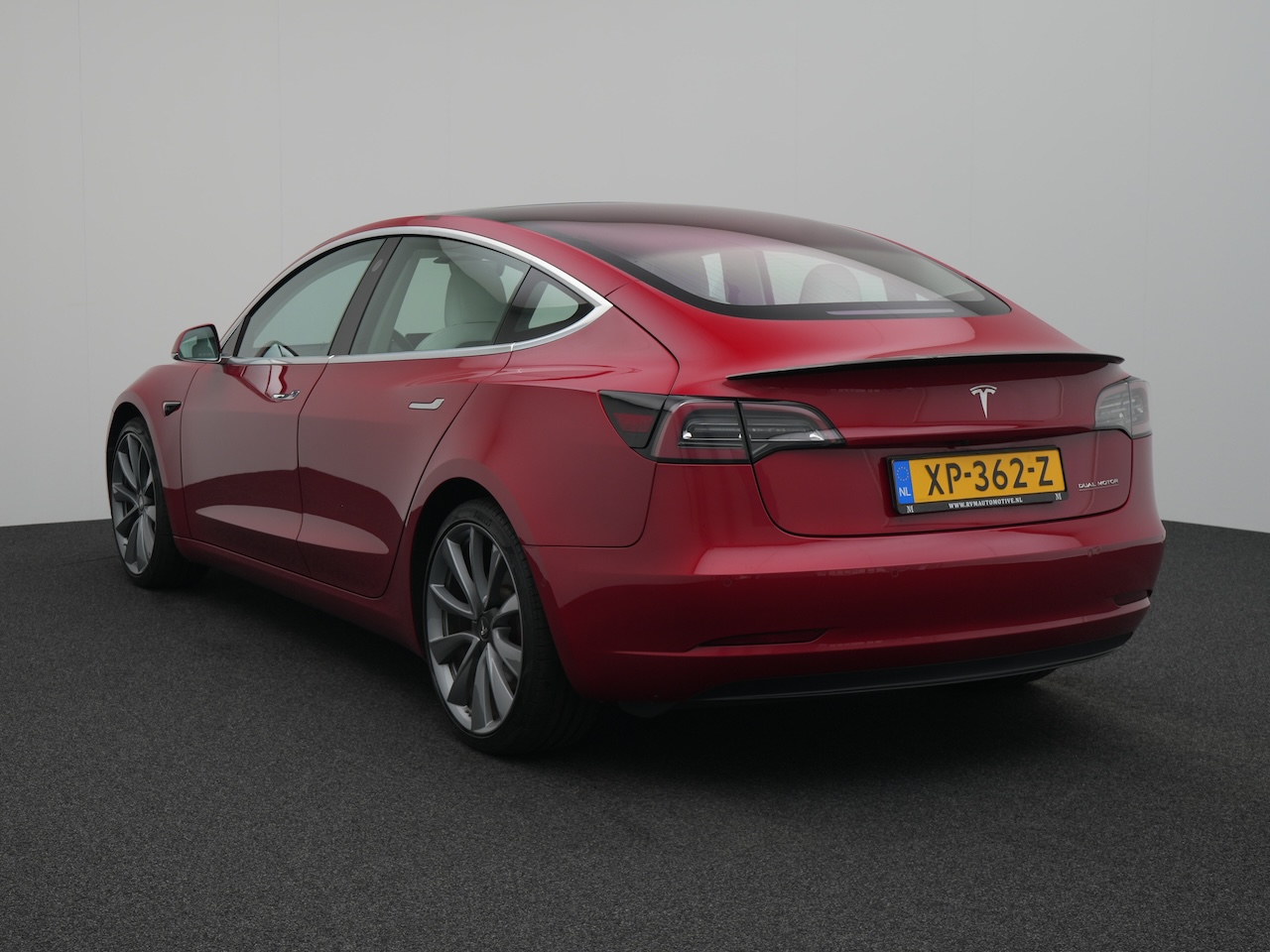 Tesla Model 3 afbeelding 3